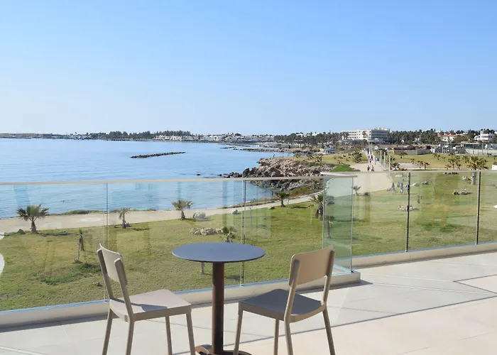 Amphora Hotel&suites Hotel 4*