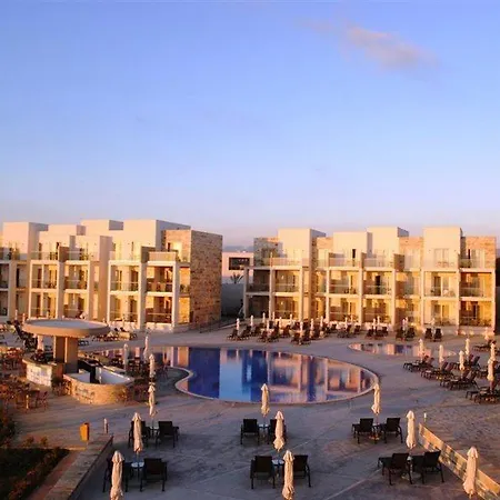 Ξενοδοχείο Amphora & 4*