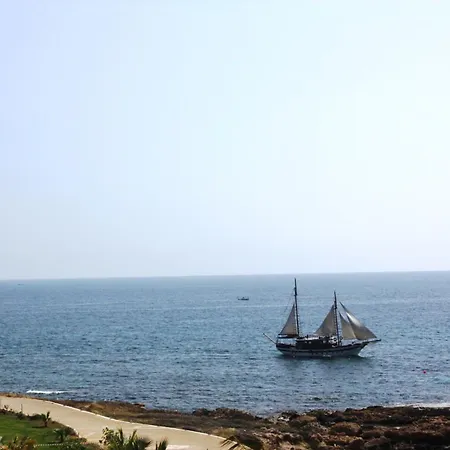 فندق Amphora