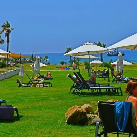 Amphora Hotel&suites 4* Paphos