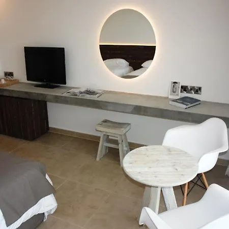 Amphora Hotel&suites Paphos