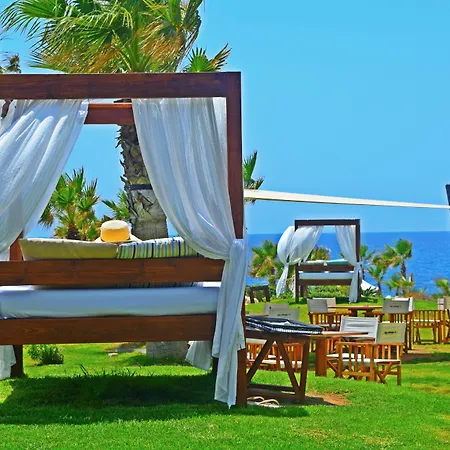 Amphora & 4* Πάφος