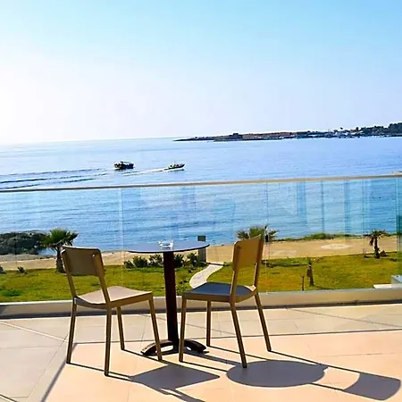 Amphora Hotel