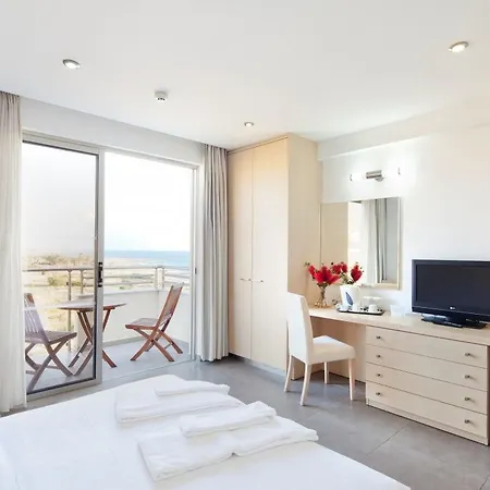 Amphora Hotel&suites 4* Paphos