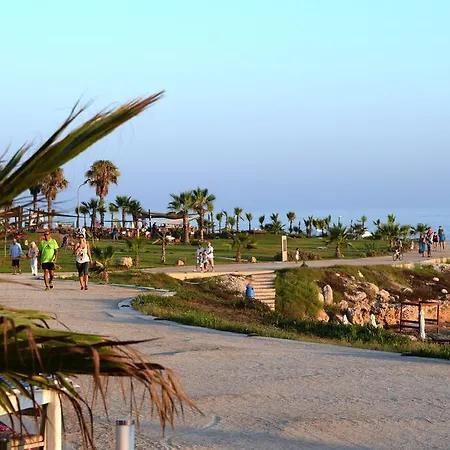 Amphora Hotel&suites 4*