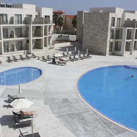 Amphora Hotel&suites 4* Paphos