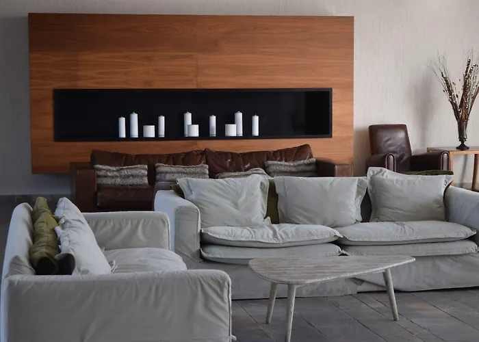 Amphora Hotel&suites Paphos