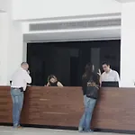 Amphora Hotel&suites Paphos